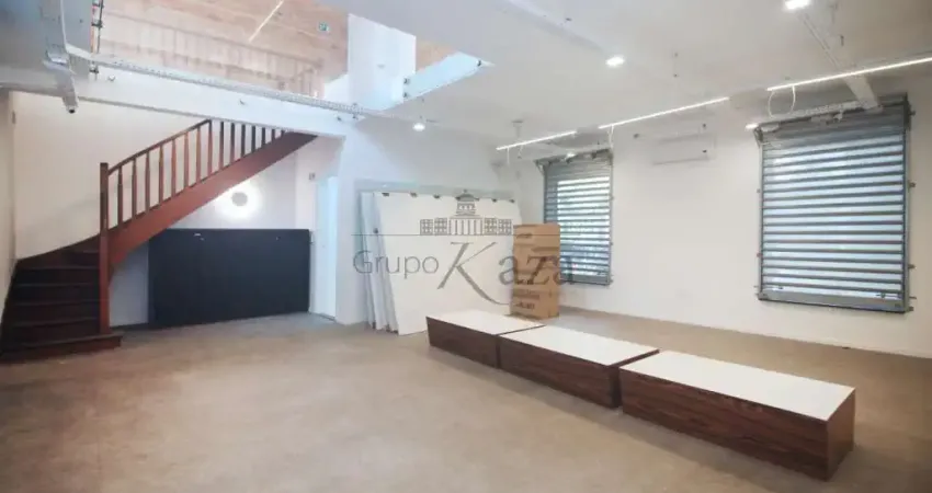 Casa comercial para alugar na Rua Groenlândia, 56268, Jardim Paulista, São Paulo