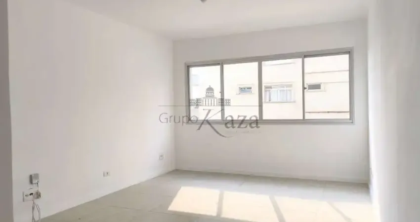 Apartamento com 2 quartos para alugar na Rua Girassol, Bloco B, 592684, Vila Madalena, São Paulo