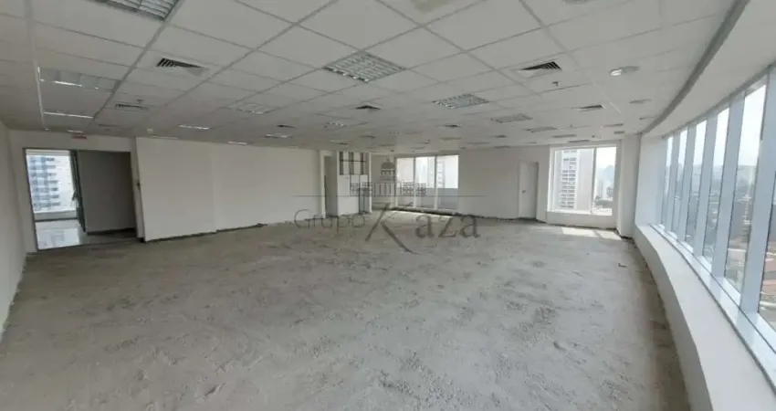 Prédio para alugar na Rua Guaraiúva, 512187/135, Brooklin, São Paulo