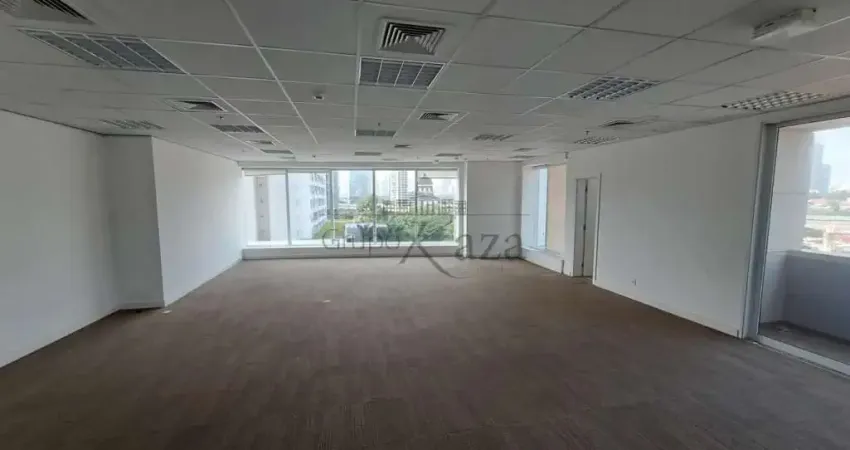 Prédio para alugar na Rua Guaraiúva, 512187/135, Brooklin, São Paulo