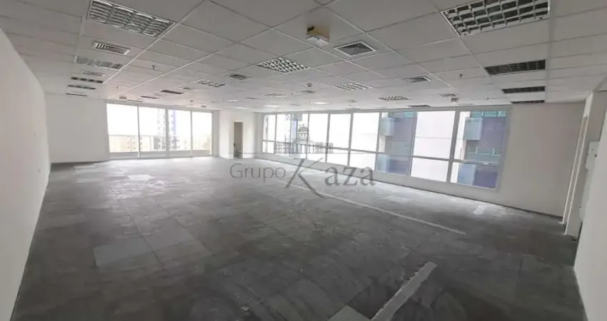 Prédio para alugar na Rua Araguari, 582385, Moema, São Paulo