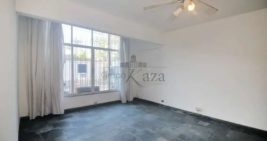 Casa com 3 quartos para alugar na Rua Tajá, 522285, Vila Nova Conceição, São Paulo