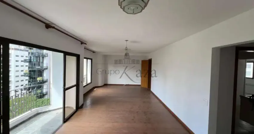 Apartamento com 3 quartos para alugar na Rua Jacques Félix, 542882, Vila Nova Conceição, São Paulo