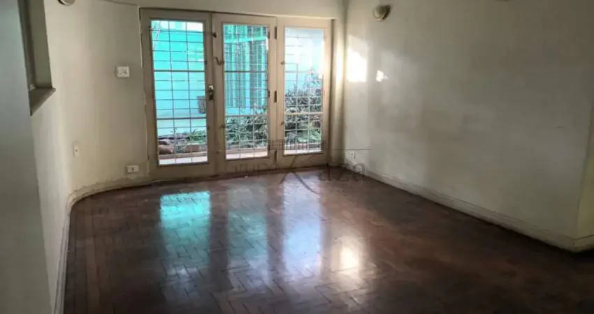 Casa com 3 quartos para alugar na Rua Pio XI, 5120871, Alto de Pinheiros, São Paulo