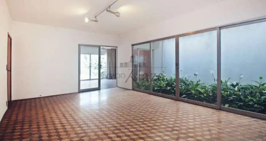 Casa com 4 quartos para alugar na Rua Januário Cardoso, 53258, Vila Nova Conceição, São Paulo