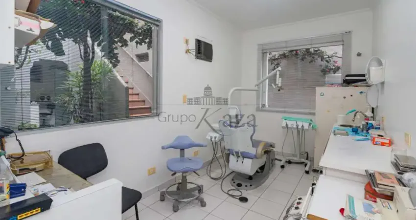 Casa com 11 quartos à venda na Rua Simão Álvares, 552083, Pinheiros, São Paulo