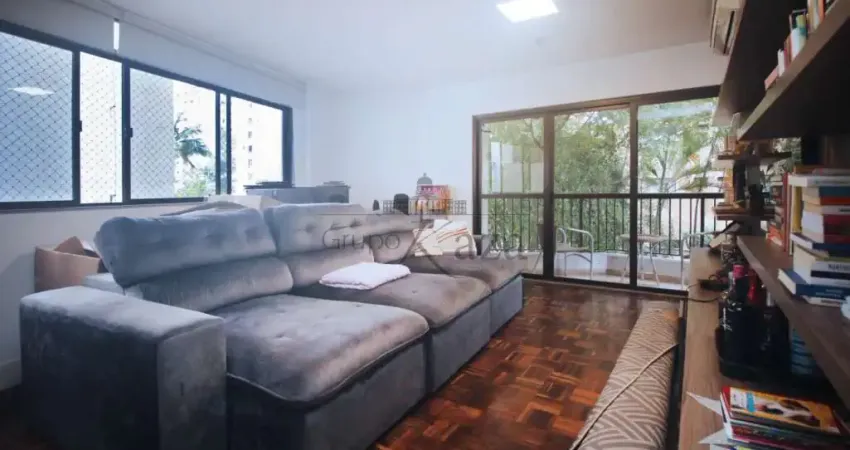 Apartamento com 2 quartos à venda na Rua Marquês de Inhambuque, 5928, Moema, São Paulo