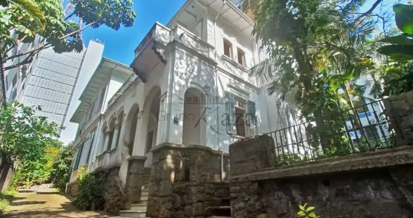 Casa com 7 quartos à venda na Alameda Joaquim Eugênio de Lima, 56218, Jardim Paulista, São Paulo