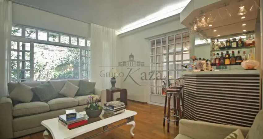 Casa com 5 quartos à venda na Rua Poconé, 532582, Sumaré, São Paulo