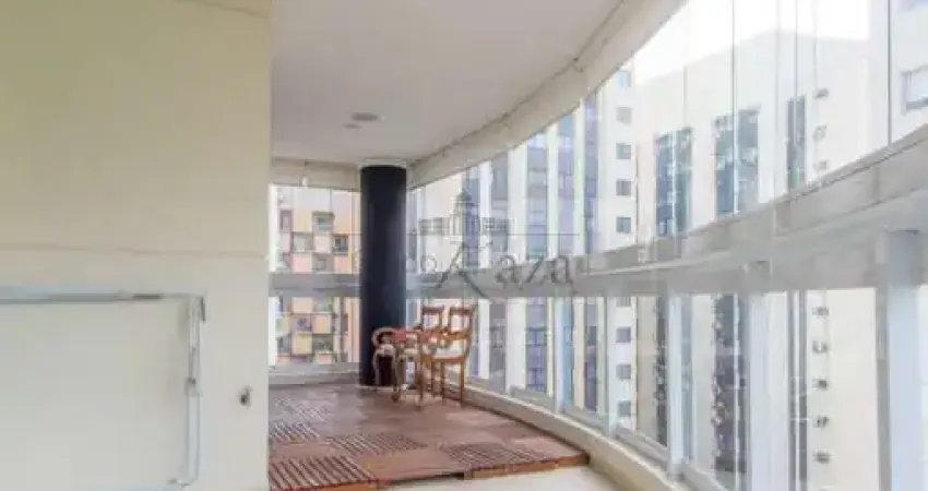 Apartamento com 3 quartos à venda na Rua Araguari, 552386, Moema, São Paulo