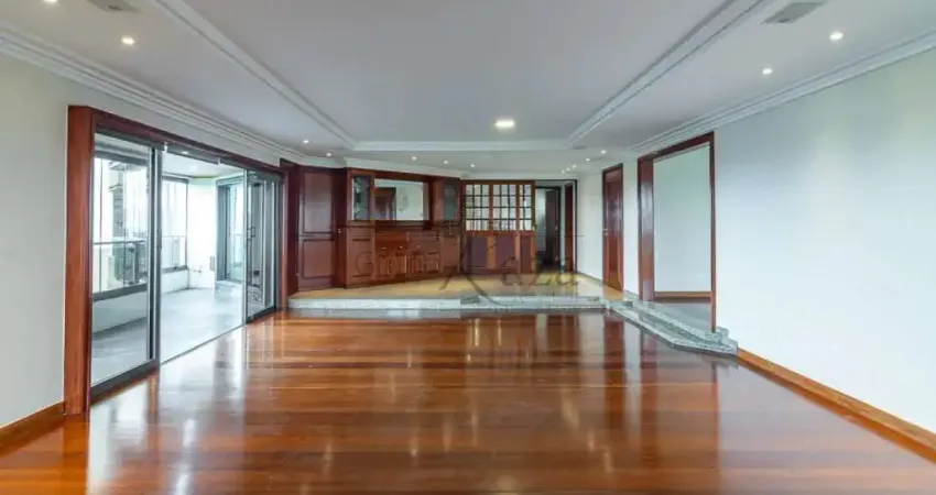 Apartamento com 3 quartos à venda na Rua Curitiba, 522889, Ibirapuera, São Paulo