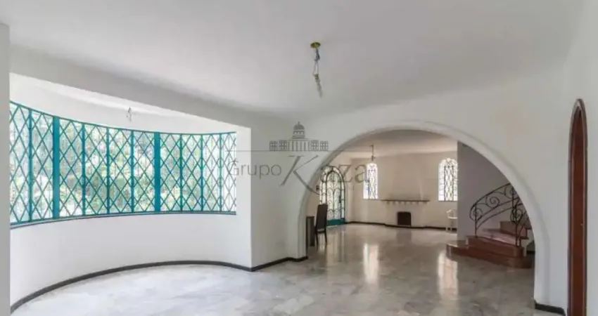 Casa comercial à venda na Rua Itápolis, 5122885, Pacaembu, São Paulo