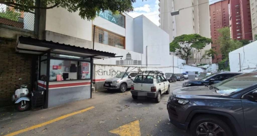 Terreno comercial para alugar na Rua Doutor Mário Ferraz, 552680, Jardim Paulistano, São Paulo