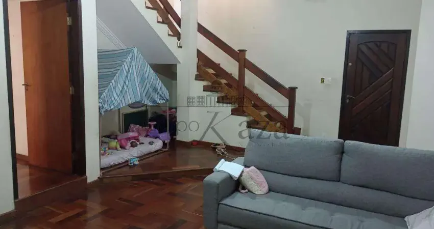 Casa com 4 quartos à venda na Avenida Ouro Fino, Bosque dos Eucaliptos, São José dos Campos