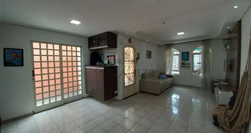 Casa sobrado - bosque dos eucaliptos - 4 dormitórios - 135m².