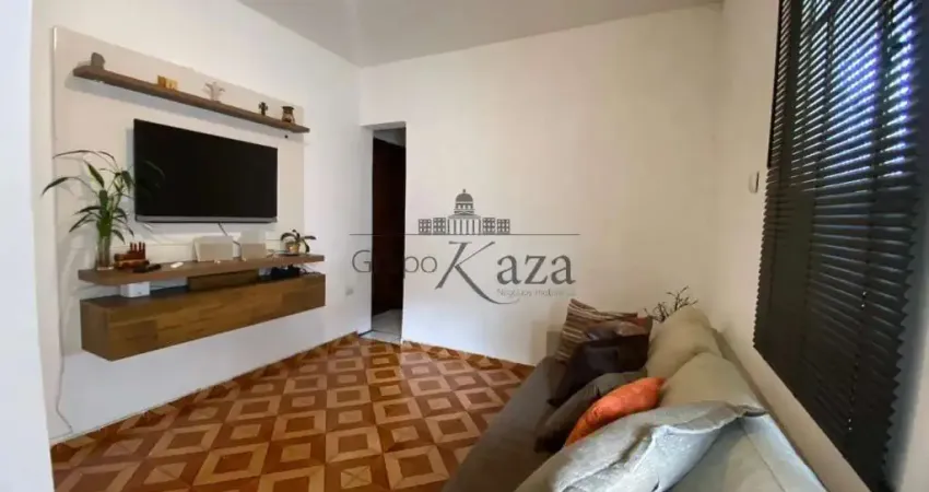 Oportunidade - Casa Terrea - Jardim Satélite - 4 Dormitórios - 306m².