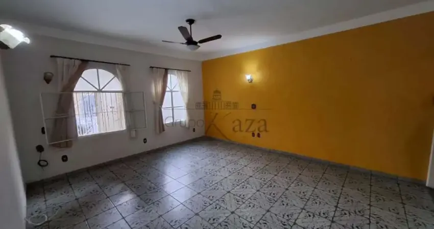 Oportunidade - Casa - Jardim Satélite - 4 Dormitórios - 265m².