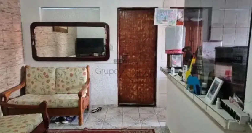 Oportunidade - Casa - Residencial São Francisco - 3 Dormitórios - 128m².