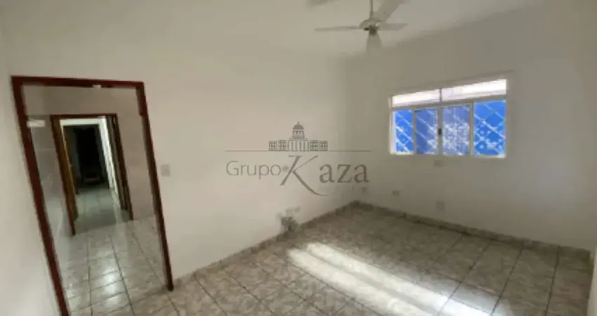 Oportunidade - Casa - Jardim Ismênia - 3 Dormitórios - 116m².