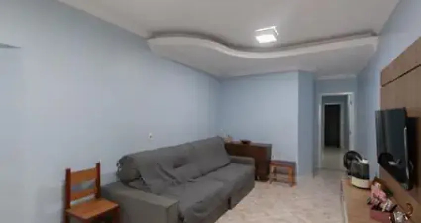 Casa geminada espaçosa com 3 quartos, suíte e 2 vagas – conforto e excelente localização