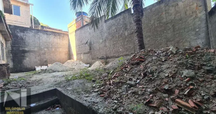 Terreno à venda na Rua Senador Fernando Mendes, 1000, Olinda, Nilópolis