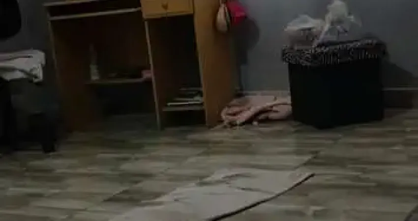 Apartamento quarto e sala padrão em rua fechada em anchieta com garagem