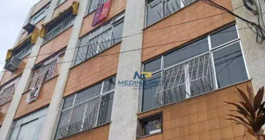 Apartamento com 2 dormitórios à venda, 71 m² por R$ 220.000,00 - Centro - São Gonçalo/RJ