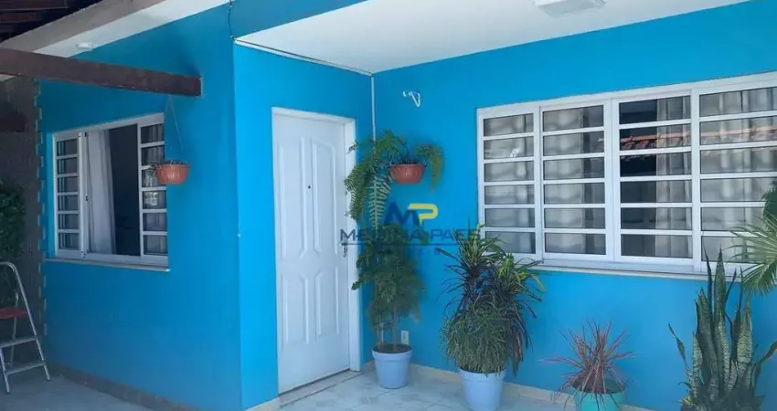 Casa com 3 dormitórios à venda, 153 m² por R$ 380.000,00 - Porto Novo - São Gonçalo/RJ