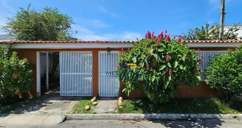 Casa com 2 dormitórios à venda, 51 m² por R$ 180.000 - Marambaia /RJ
