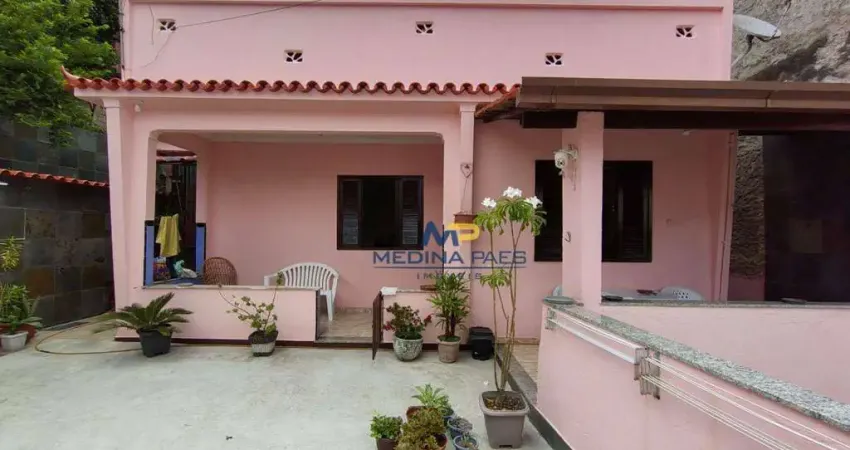 Casa com 3 dormitórios à venda, 69 m² por R$ 270.000 - Colubandê - São Gonçalo/RJ