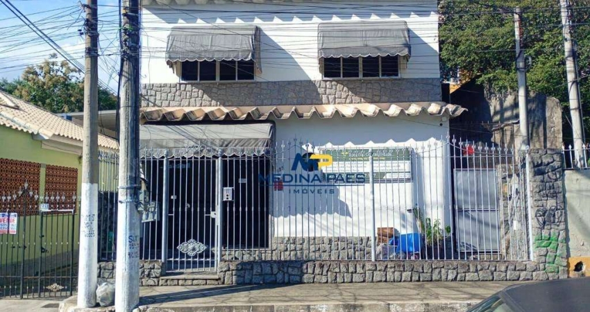 Casa à venda, 220 m² por R$ 530.000,00 - Centro - São Gonçalo/RJ