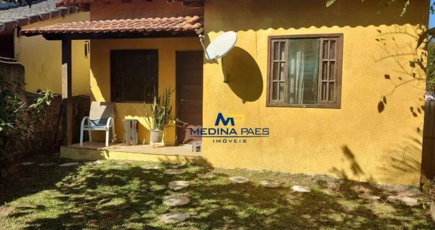 Casa com 2 dormitórios à venda, 55 m² por R$ 300.000,00 - Várzea das Moças - São Gonçalo/RJ