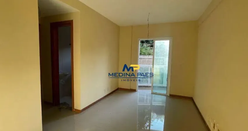 Apartamento com 2 dormitórios à venda, 65 m² por R$ 185.000,00 - Colubande - São Gonçalo/RJ