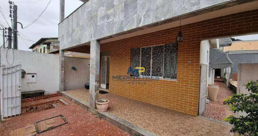 Casa com 4 dormitórios à venda, 275 m² por R$ 500.000,00 - Vila Iara - São Gonçalo/RJ