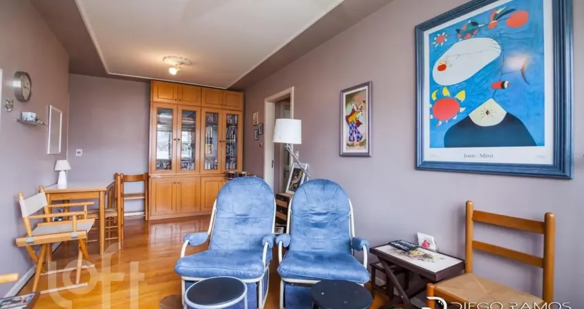 À poucos metros da Praça da Encol , apartamento 2 dormitórios à venda