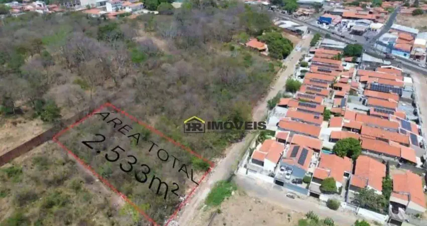 Terreno à venda na Rua Professora Margarida Bandeira Melo, 1, Santa Lia, Teresina