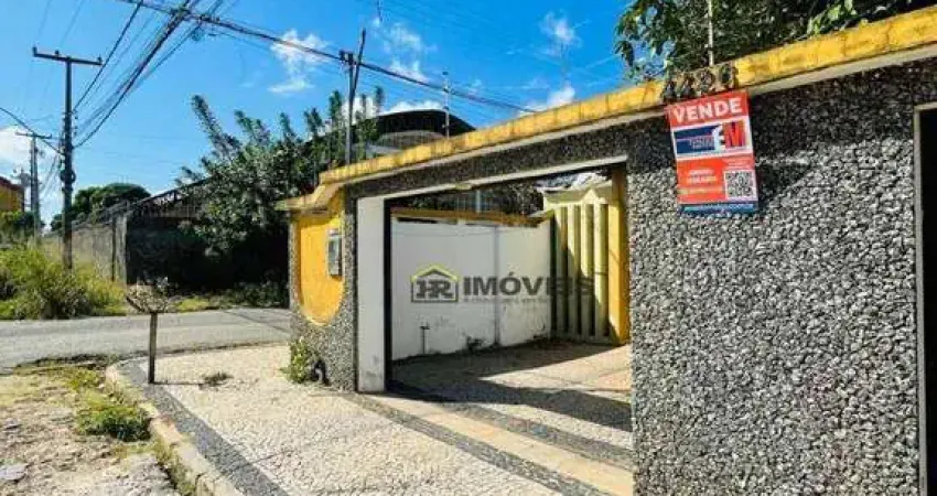Casa Residencial à venda- 04 Quartos, sendo 03 suítes- Zona leste
