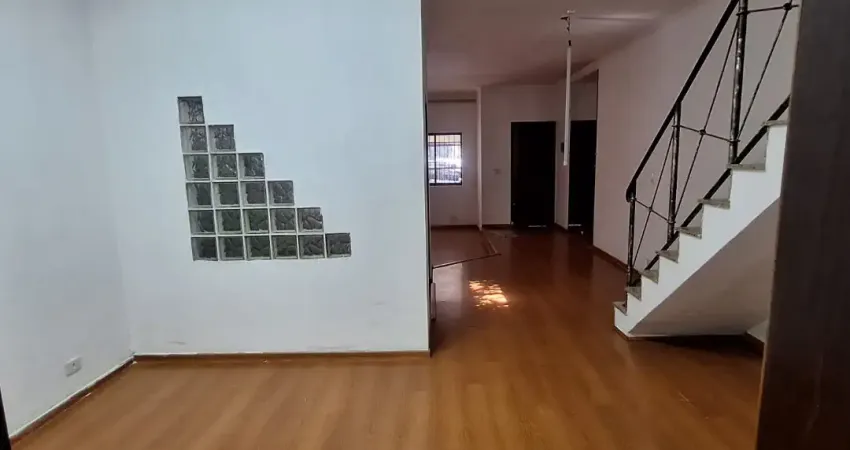 Casa com 3 quartos para alugar na Rua André Vidal, Tatuapé, São Paulo