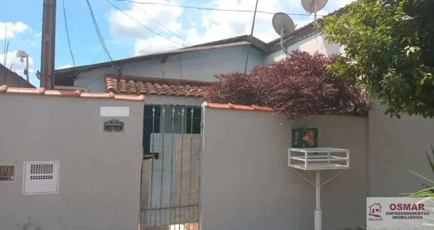 Casa à venda em sumaré-sp, jardim são francisco (nova veneza): 2 quartos, 1 sala, 1 banheiro, 4 vagas de garagem, 205m²!