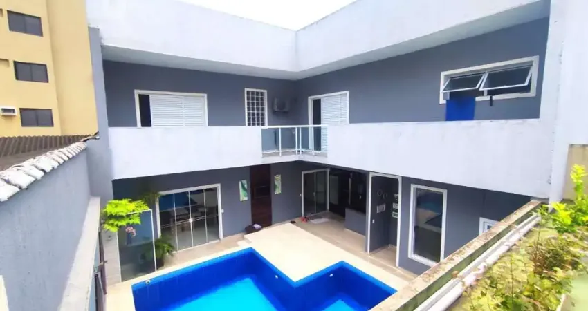 Casa de luxo na enseada: 6 quartos, 5 suítes, 3 salas, 8 banheiros - guarujá-sp - 420m². venha conferir!