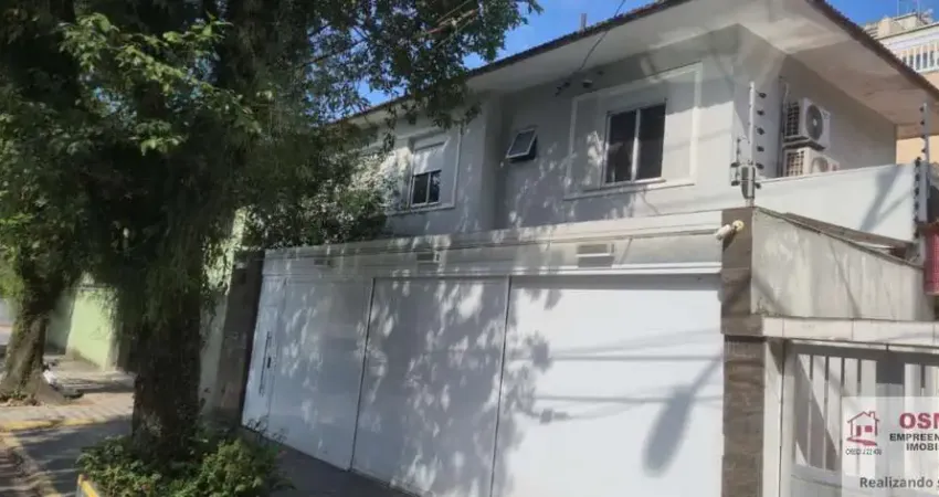 Imóvel de luxo no embaré: casa com 2 quartos, 3 salas, 2 banheiros, 2 vagas de garagem - santos-sp