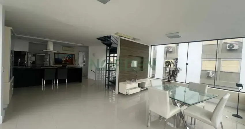 Apartamento com 4 quartos à venda na Praça Quinze de Novembro, 72, Centro, Florianópolis