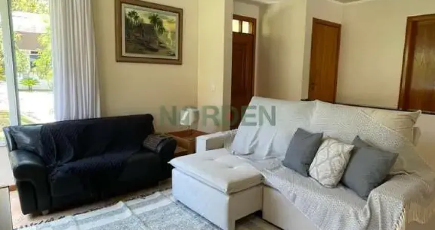 Casa com 4 quartos para alugar na Avenida dos Salmões, 731, Jurerê, Florianópolis