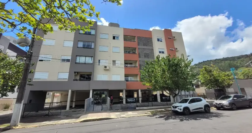Apartamento com 3 quartos a venda em frente a praça da berman.