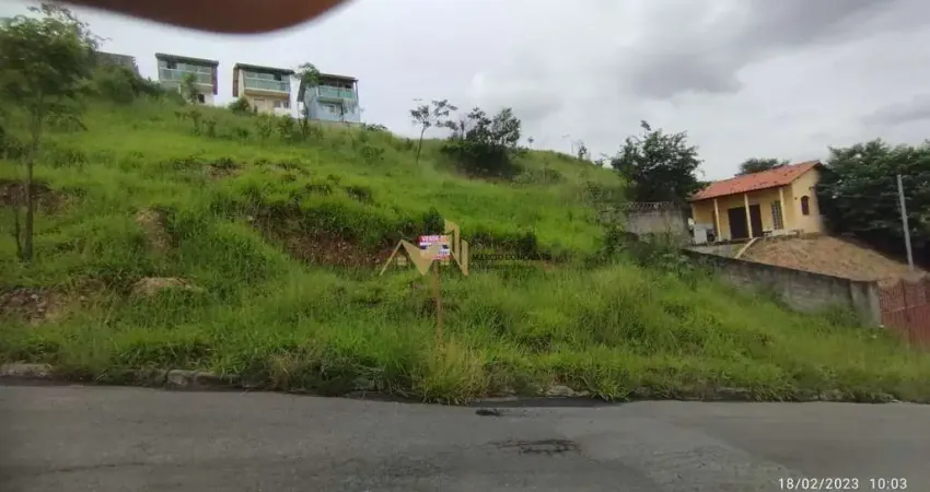 Terreno à venda no Santo Antônio, Sarzedo 
