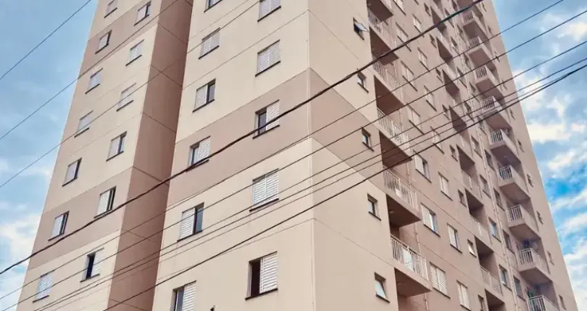 Apartamento 2 dormitórios, andar alto, cozinha e banheiro planejado.