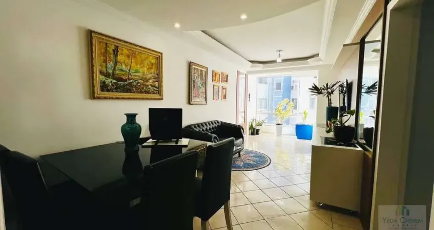 Apartamento com 2 Dormitórios à Venda no bairro Abraão - Florianópolis - SC