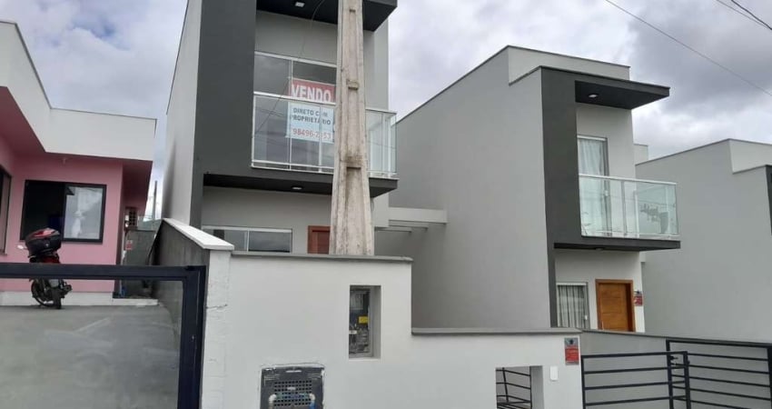 Casa com 2 quartos para alugar na Rua Acelino Pereira, Potecas, São José