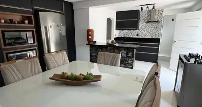 Casa com 5 quartos à venda na Rua Santa Rita de Cássia, Coloninha, Florianópolis