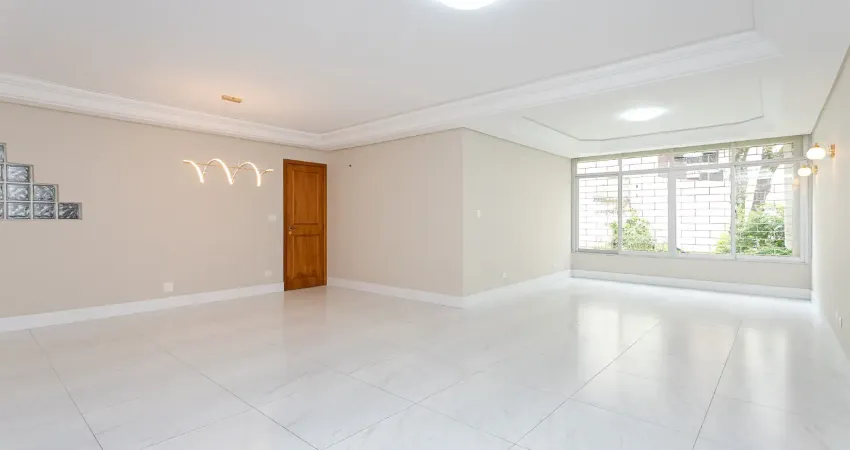 Apartamento com 3 dormitórios (1 suíte) no bairro cabral em cirtitiba